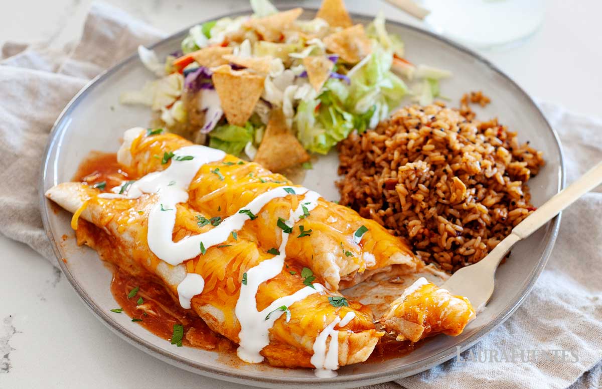 Easy Rotisserie Chicken Enchiladas: A Family-Friendly Weeknight Hit